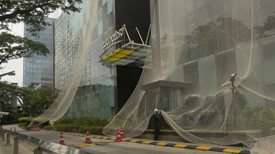 Closed Orion Mall at Rajajinagara in Bengaluru. Credit: DH Photo