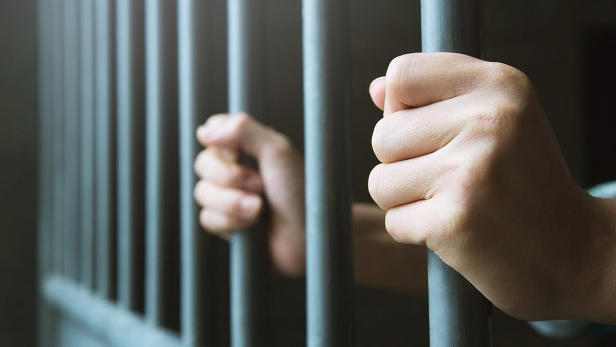 Kerala's Prisoner Pay Hike Sparks Controversy and Political Debate
