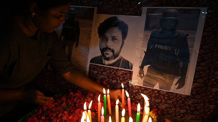 A media personnel pays homage to Reuters journalist Danish Siddiqui at press club in Chennai. Credit: AFP Photo