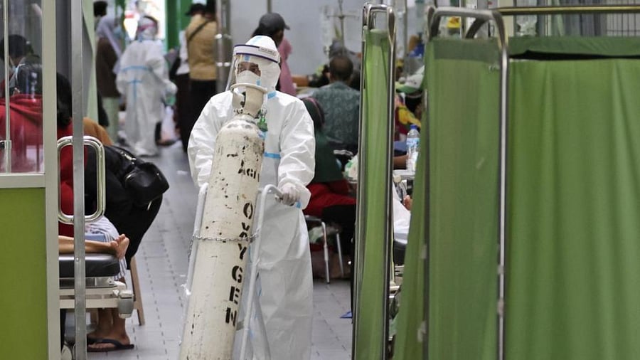 The number of cumulative cases of Covid-19 on Friday stood at 14,35,419 in Delhi. Credit: PTI File Photo