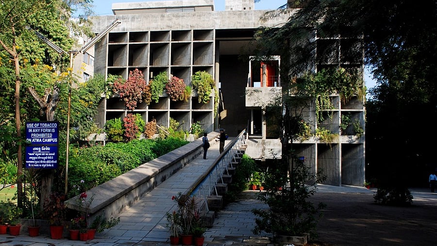 It was built between 1952 and 1954 at Ashram Road on the bank of Sabarmati River. Credit: CEPT University