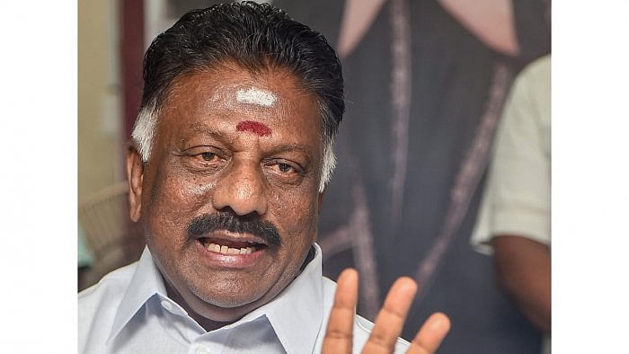 AIADMK co-ordinator O Panneerselvam. Credit: PTI Photo