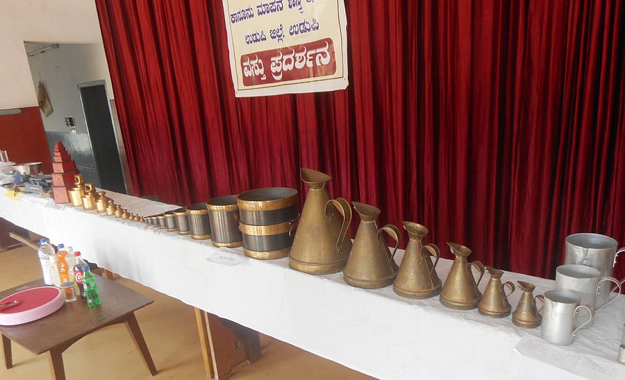 Cutting costs seems inevitable for the government. DH File Photo for representation