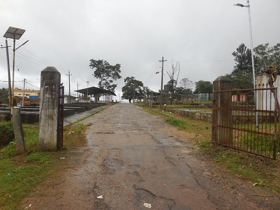The shandy market in Shanivarasanthe.