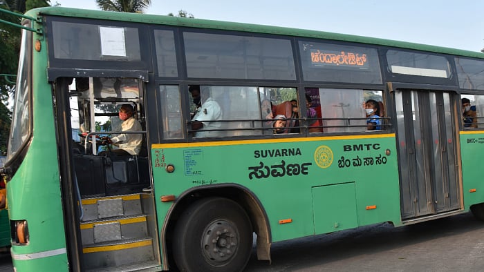 <div class="paragraphs"><p>A BMTC bus</p></div>
