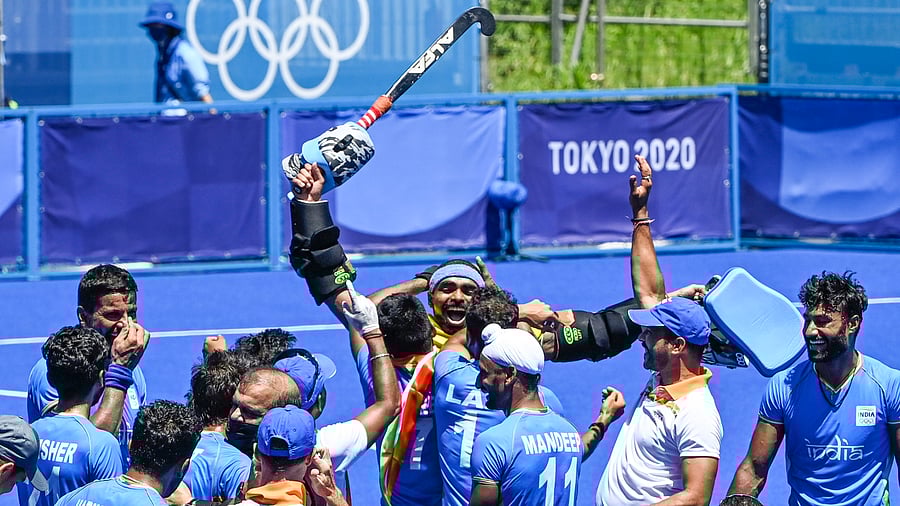 The Indian hockey team rejoices after winning the bronze medal. Credit: PTI Photo
