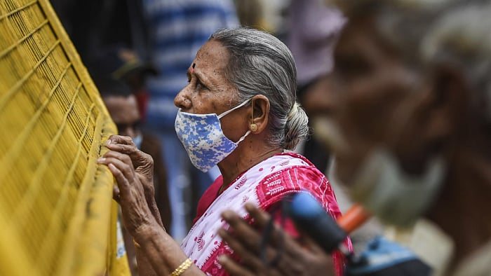 The active cases have climbed to 4,12,153 and comprises 1.29 per cent of the total infections. Credit: PTI Photo