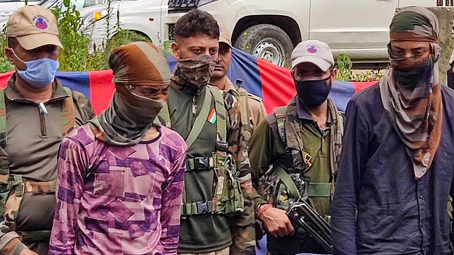 Police personnel arrested two newly recruited militants of Hizbul Mujahideen Outfit in Kishtwar district. Credit: PTI file photo