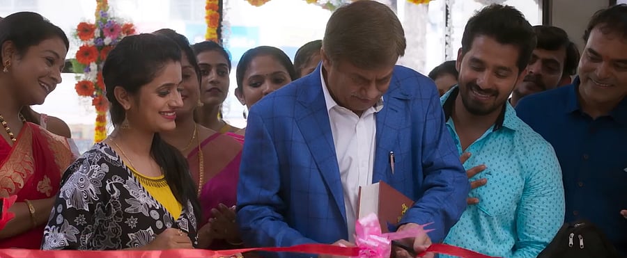 Anant Nag plays a professor in ‘English’.