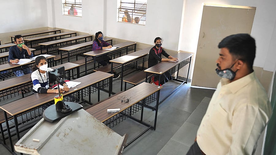 Teachers should be able to invest time in students and provide required guidance and training. Credit: DH Photo/Pushkar V