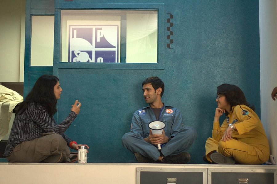 Director Arati Kadav with actors Vikrant Massey and Shweta Tripathi in between takes of 'Cargo'. 