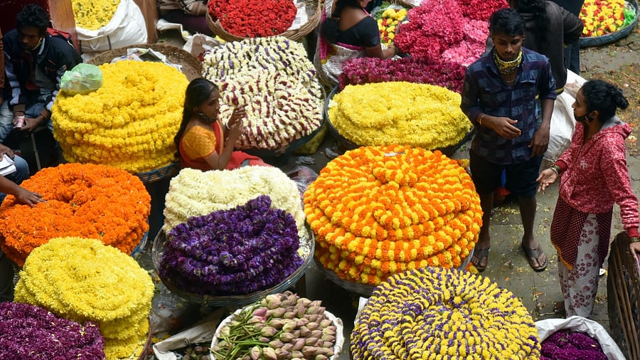 Unlike the past when the prices of vegetables would go up with the start of the festive season, the greens have remained quite affordable this time around. Credit: DH Photo/Anup Ragh T