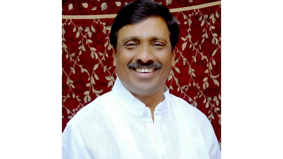 Shiv Sena MP Vinayak Raut. Credit: Twitter/@Vinayakrauts