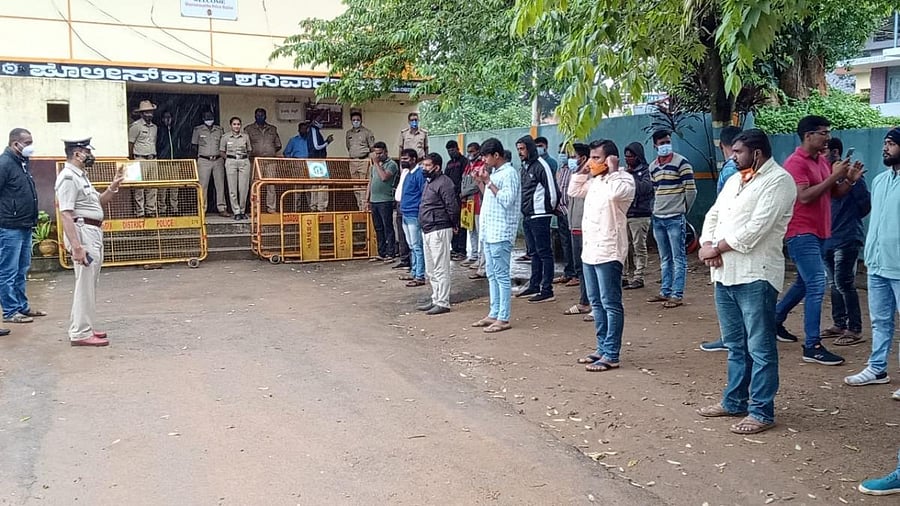 History sheeters were paraded in front of Shanivarasanthe town police station on Sunday. Credit: DH Photo