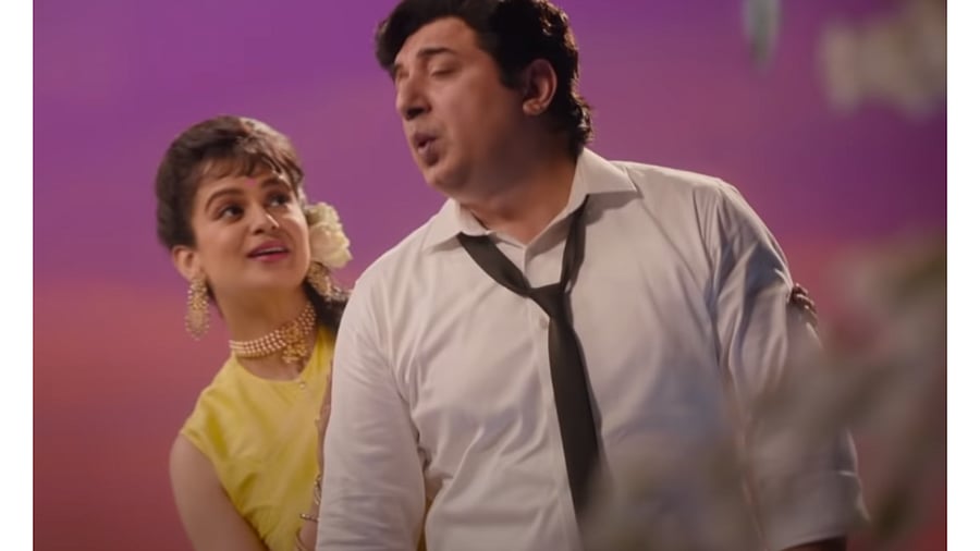 Kangana Ranaut, Arvind Swami in a still from 'Thalaivii'. Credit: Screengrab/YouTube