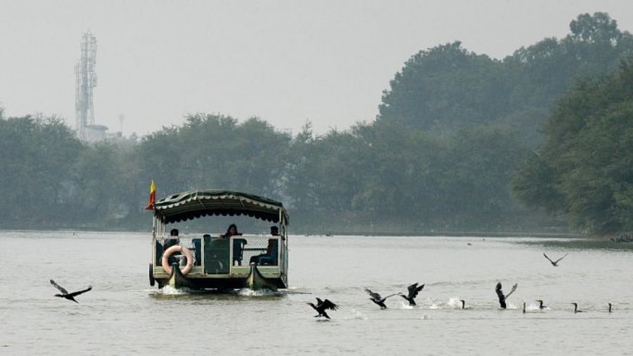 The lack of clarity on the extent of the lake and the confusion over its custodian has worried activists. Credit: DH File Photo