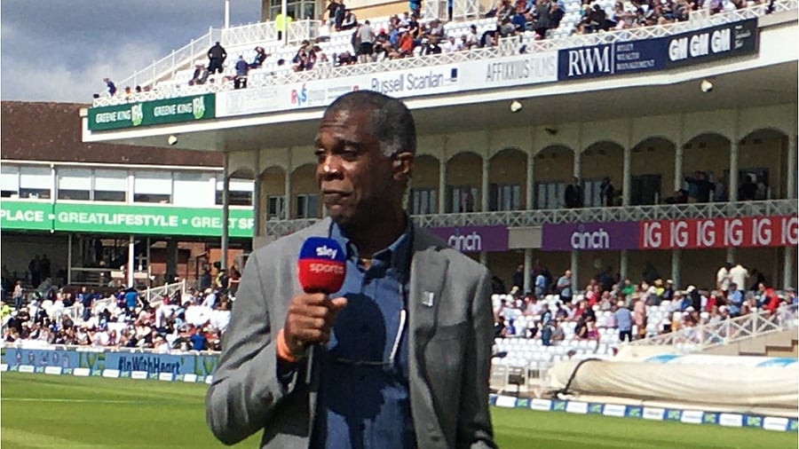 Legendary Michael Holding. Credit: Twitter/@DineshKarthik