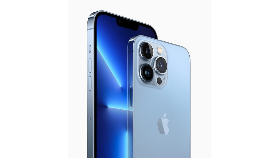 The new iPhone 13 Pro and the 13 Pro Max. Credit: Apple