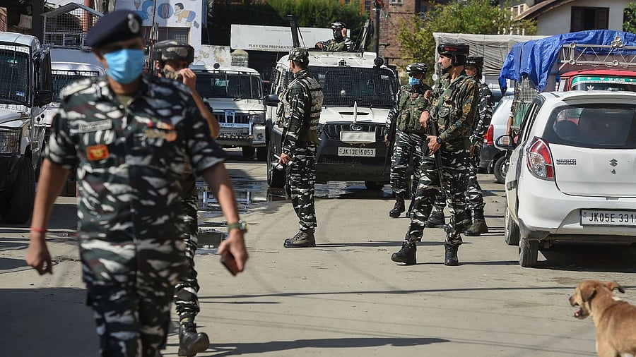 Security forces in Jammu and Kashmir. Credit: PTI Photo/Representative