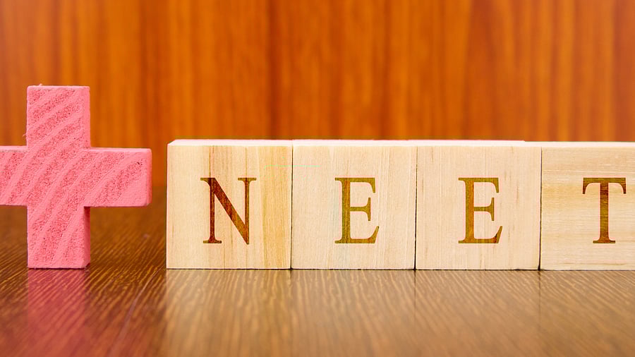 <div class="paragraphs"><p>Medical seats to two students involved in NEET paper leak scam cancelled.&nbsp;</p></div>