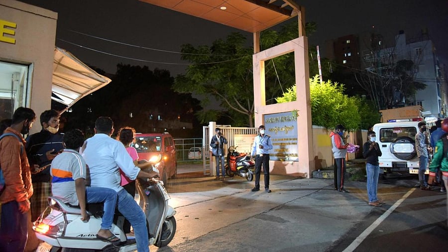 A view of Janhavi Enclave where residents of Ashrith Aspire apartment are staying temporarily following the fire mishap in SBI colony of Bommanahalli limits in Bengaluru on Tuesday, September 21, 2021. Credit: DH Photo/Pushkar V