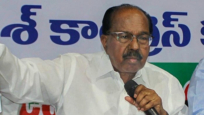 Veerappa Moily. Credit: PTI File Photo