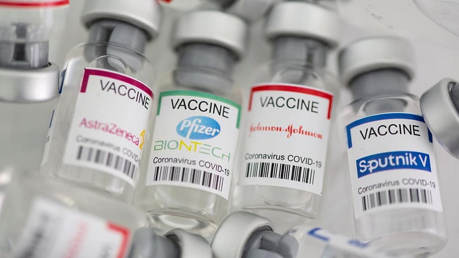 The federal mandate will cover as many as 100 million Americans private-sector employees as well as health care workers and federal contractors. Credit: Reuters File Photo