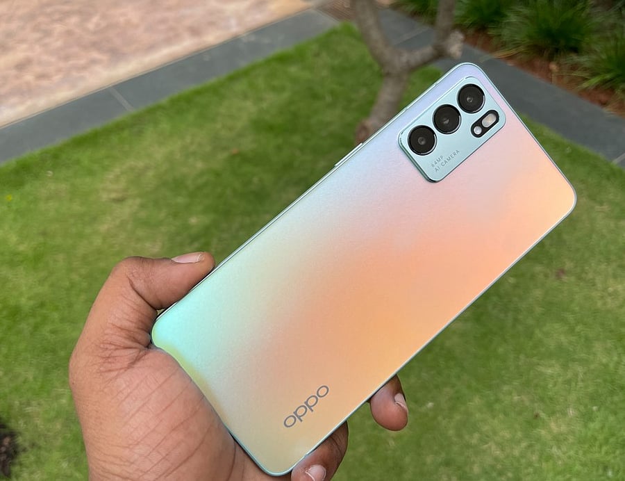 Oppo Reno6 5G. Credit: DH Photo/KVN Rohit