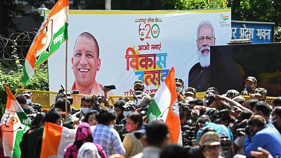 Activists of Youth Congress and security personnel gather during a demonstration in New Delhi, a day after clashes involving farmers who were protesting against the agricultural reforms at Lakhimpur in UP in which at least nine people were killed. Credit: AFP Photo