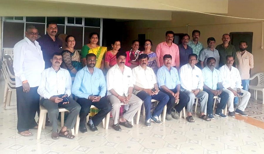 Leaders of Tulu organisations take part in a meeting in Madikeri.