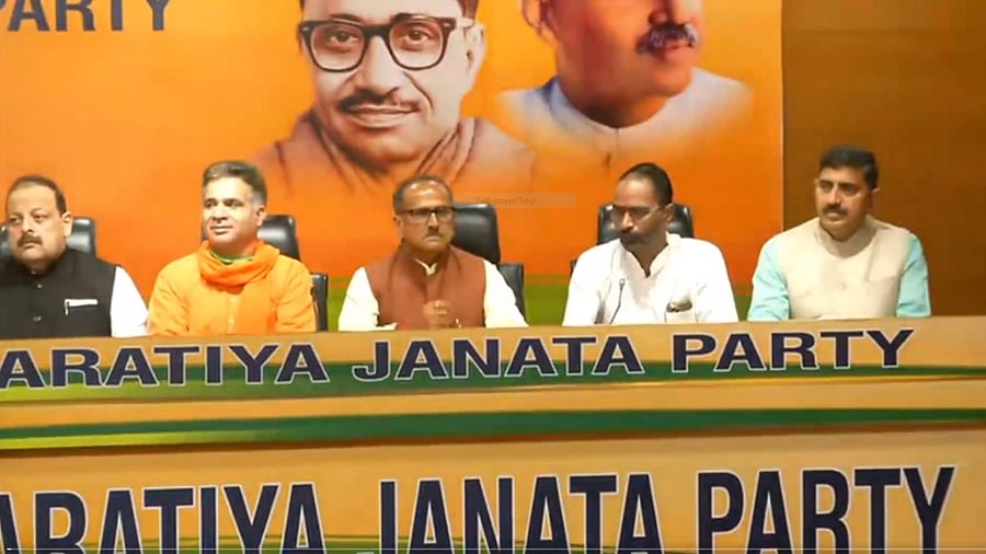 Rana and Slathia joined the BJP at its headquarters in Delhi. Credit: Twitter/@BJP4India