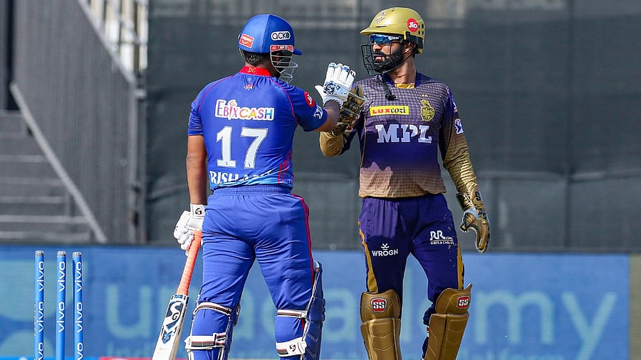 Rishabh Pant of Delhi Capitals and Dinesh Karthik of Kolkata Knight Riders. Credit: PTI File Photo