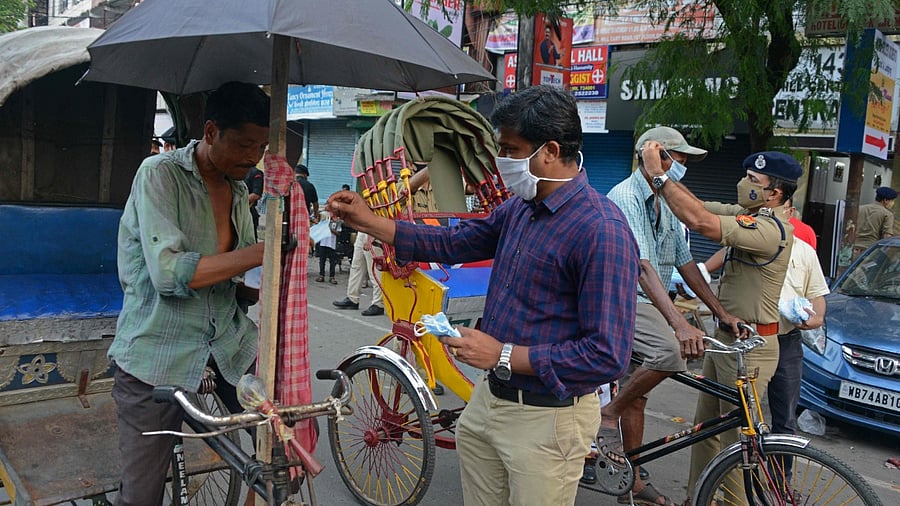 Bengal recorded 451 fresh cases in the last 24 hours and eight more fatalities. Credit: AFP File Photo