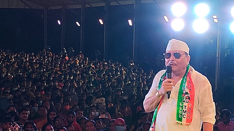 Kamarhati MLA Madan Mitra. Credit: Twitter/@madanmitraoff