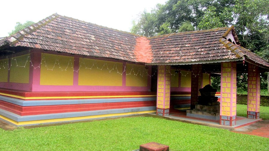 Agastyeshwara Temple in Bhagamandala.