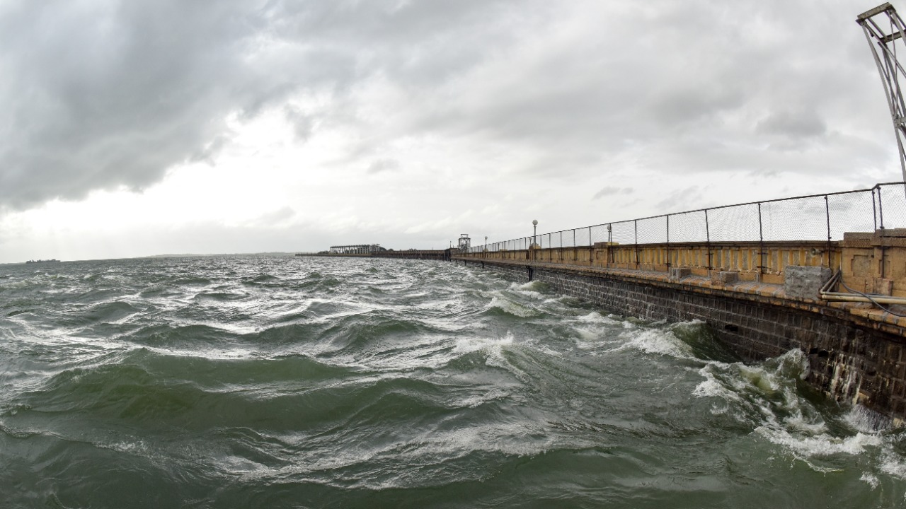 The water level touched 120.5 ft on Wednesday. Credit: DH Photo