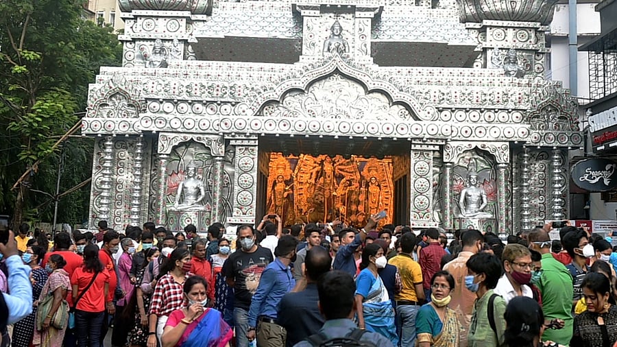 The coronavirus death toll too soared to 19,045 as 12 more patients succumbed to the infection. Credit: PTI Photo