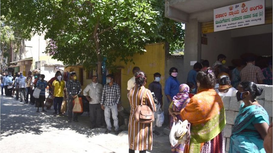 The government's decision came in the wake of several complaints about inaccessibility to ration in thandas (hamlets) gollarahattis and SC, ST colonies. DH File Photo
