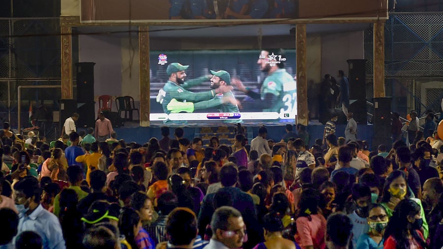 According to Saqlain, the sporting conduct of players on both sides sent a strong message of humanity. Credit: PTI Photo