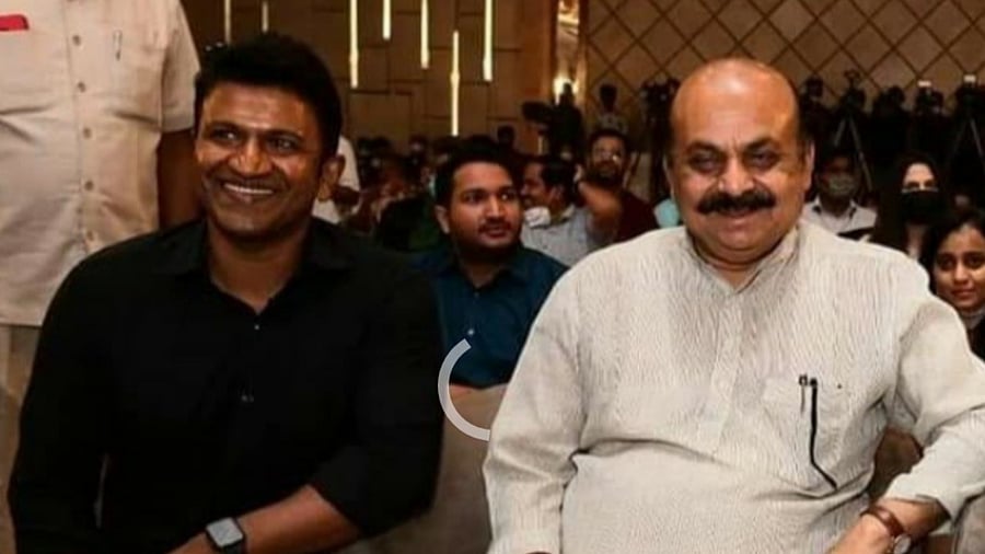 Puneeth Rajkumar (left) with Karnataka CM Basavaraj Bommai. Credit: DIPR, Govt of Karnataka