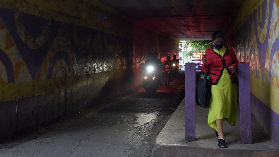  An underpass with no lights near Nehru Circle, Bengaluru. Credit: DH File Photo