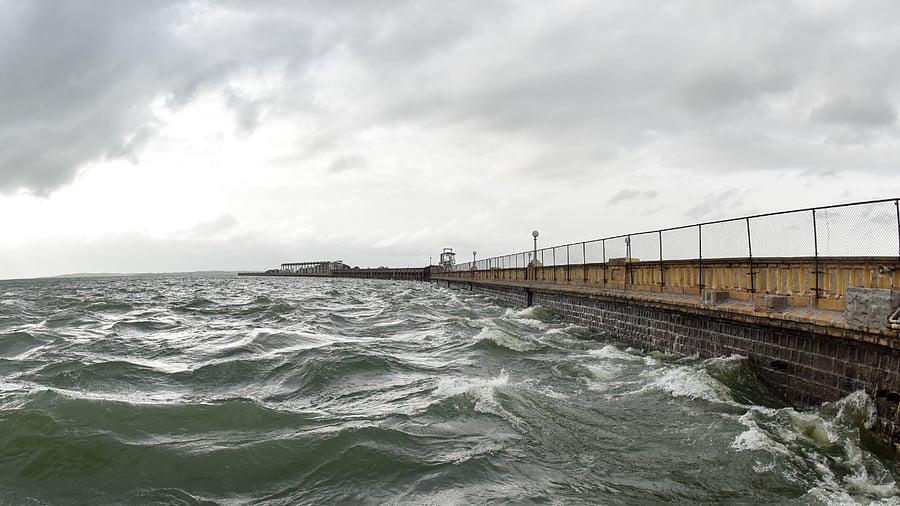 The water level of the dam is 124.8 ft on Sunday. Credit: DH Photo
