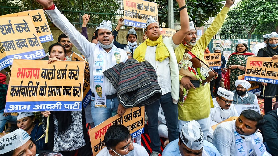 Aam Aadmi Party workers during 'gherao' the Civic Centre to protest against the MCD over non-payment of salaries to employees, in New Delhi. Credit: PTI Photo