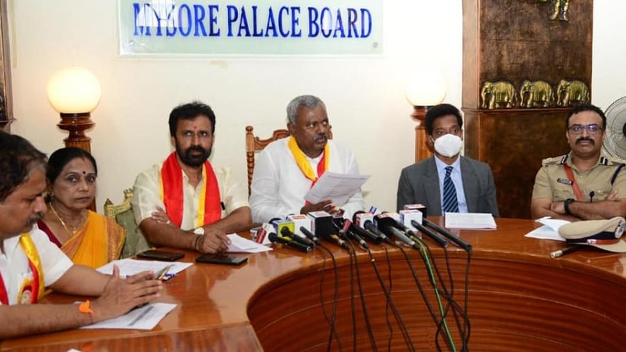 Cooperation Minister S T Somashekar addresses reporters at Mysuru Palace Board office Monday. Credit: DH Photo