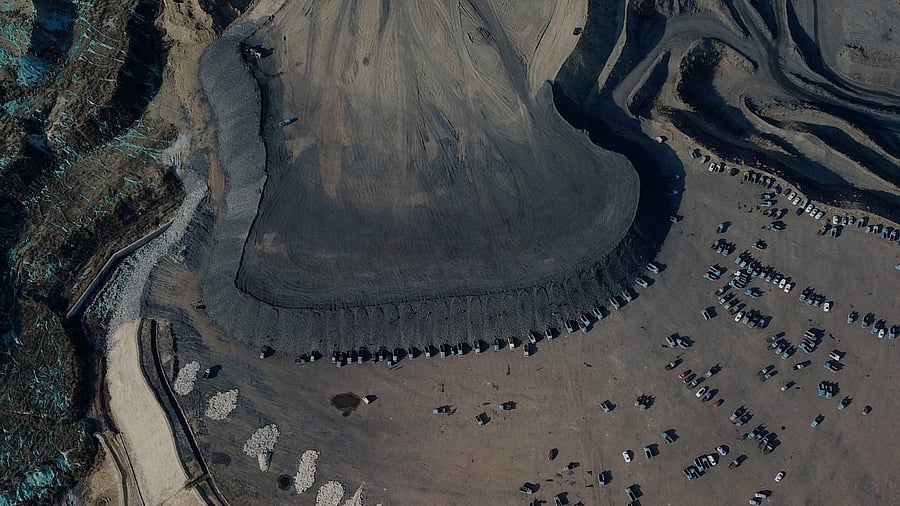 Aerial view of a coal mine in Datong, China's northern Shanxi province. Credit: AFP Photo