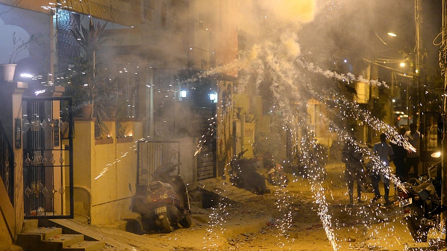 Bengaluru's AQI has gotten worse due to the bursting of firecrackers. Credit: DH File Photo