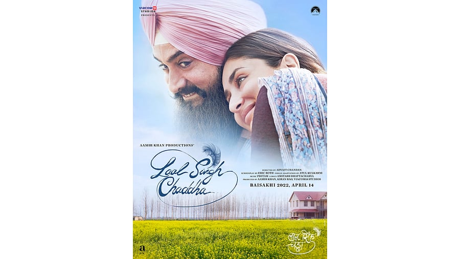 The new poster of 'Laal Singh Chaddha'. Credit: Twitter/@AKPPL_Official