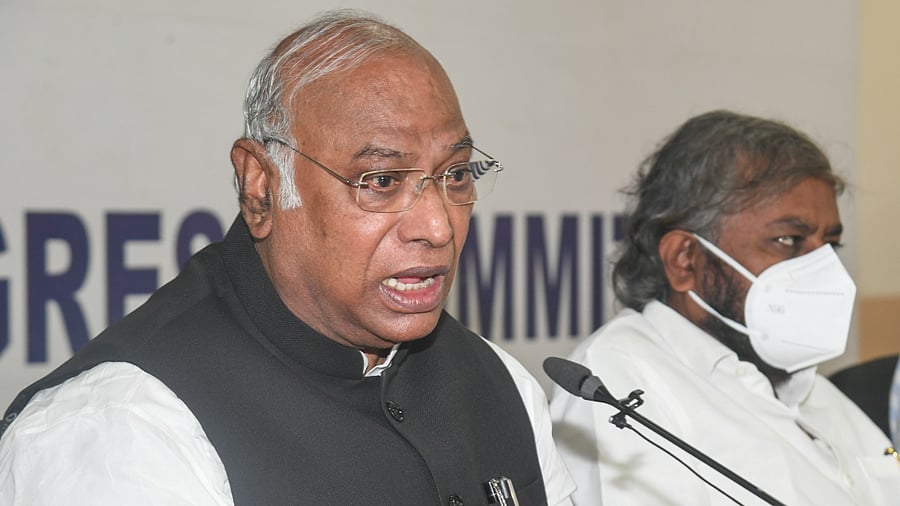 Opposition leader in Rajya Sabha Mallikarjun Kharge. Credit: DH Photo