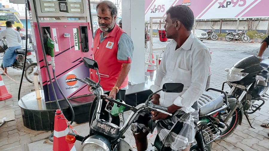 Since January 1, 2021, the prices have increased by more than Rs 26 per litre. Credit: DH File Photo