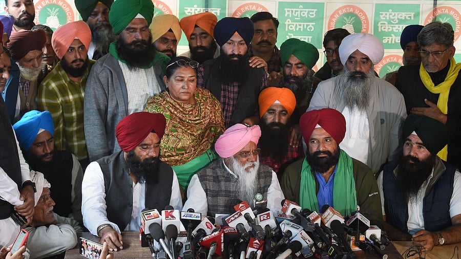 Farmer leader Balbir Singh Rajewal addresses media on the repeal of the three Farm Laws, at Singhu border in New Delhi. Credit: PTI File Photo